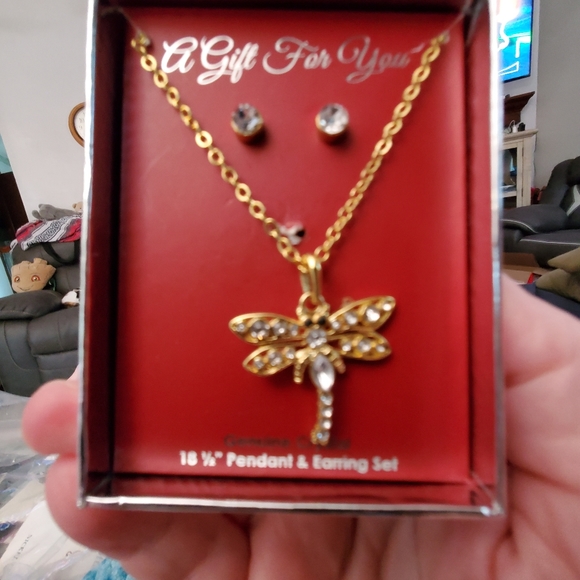 💖 Dragonfly necklace with earrings goldtone with clear gems. - Picture 4 of 13
